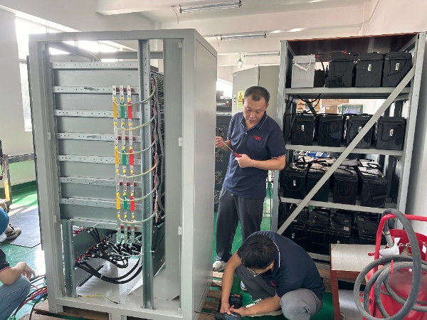 zlpower-92m-series-modular-ups-installation-batteries